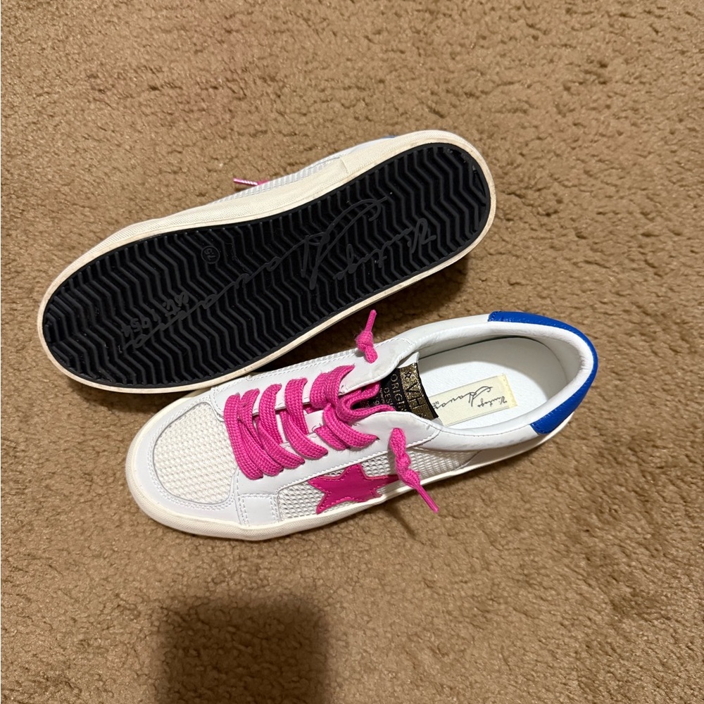 Vintage Havana White and Pink Sneakers - Picture 3 of 5